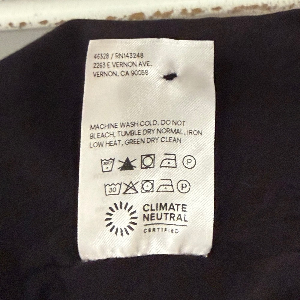 Reformation Tonya Top Black Strapless ‎ Non-functional Button Front Size 6 - Picture 6 of 9